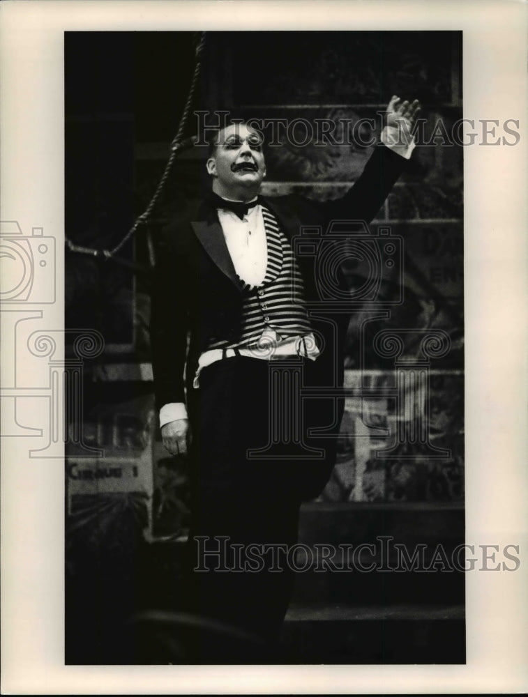 1988 Press Photo Michael Ball as He inHE WHO GETS SLAPPED Play at Shaw Festival - Historic Images