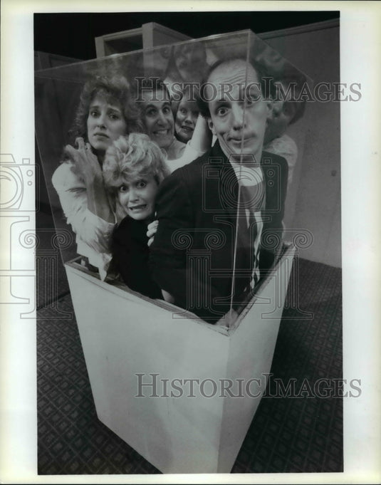 1990 Press Photo Catch a "Midnight Madness Comedy Act with Giant Portions" - Historic Images