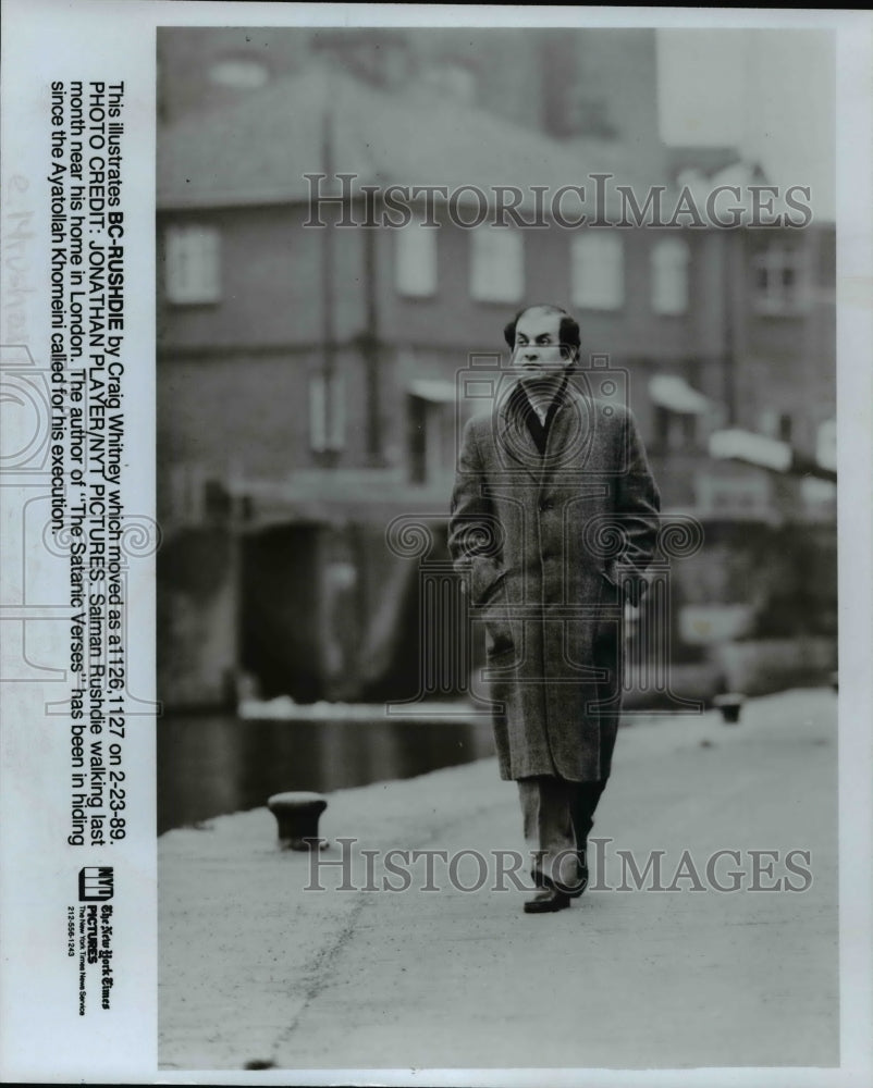 1989 Press Photo Salman Rushdie - cvb22288 - Historic Images