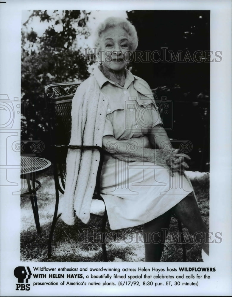 1992 Press Photo Helen Hayes hosts &quot;Wildflowers With Helen Hayes.&quot; - cvb22458 - Historic Images