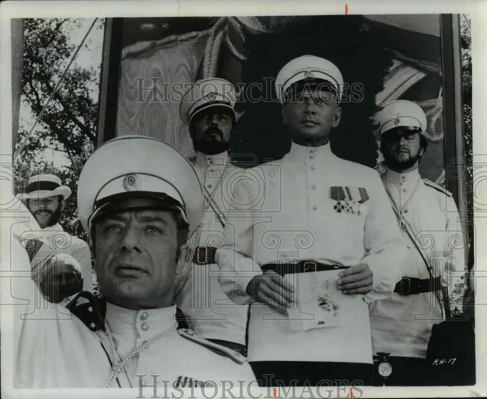 1971 Press Photo Yul Brynner in adventure comedy Romance of a Horsethief - Historic Images