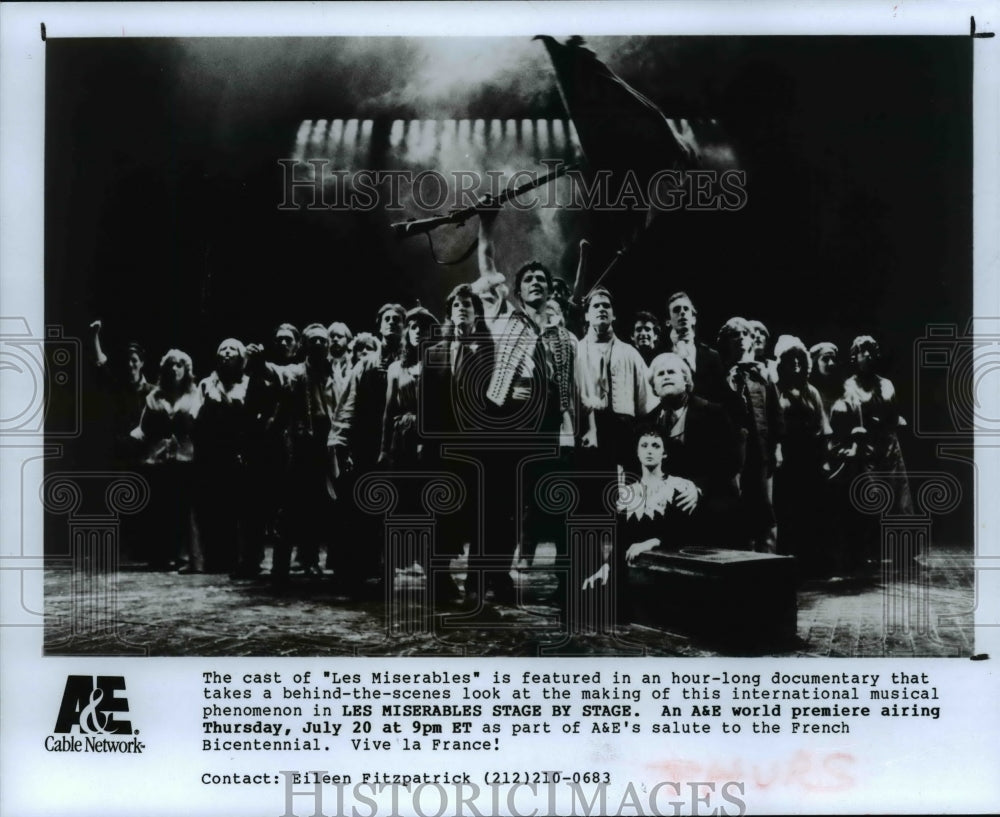 1989 Press Photo The cast of Les Miserables - cvb22759 - Historic Images