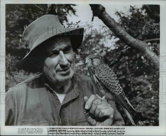 1969 Press Photo Bernard Miles stars in "RUN WILD, RUN FREE" - cvb22810 - Historic Images