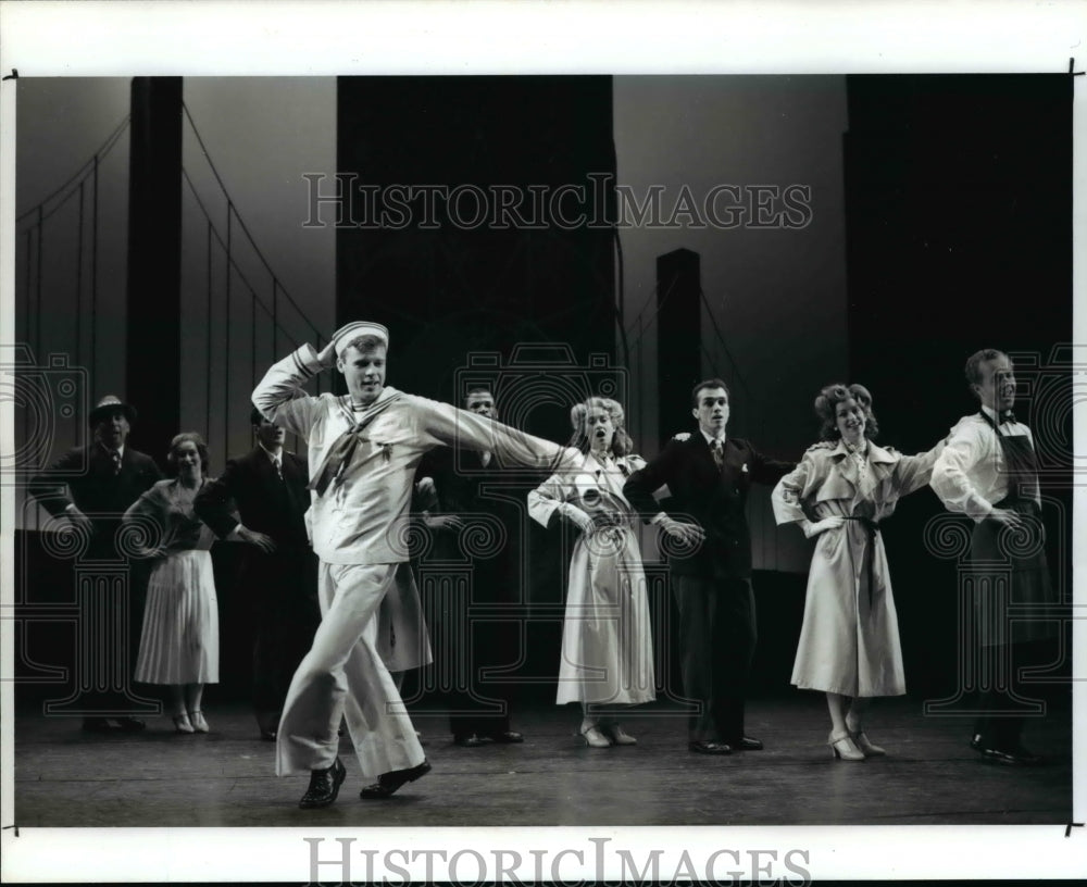 1992 Press Photo On the Town - cvb23040 - Historic Images