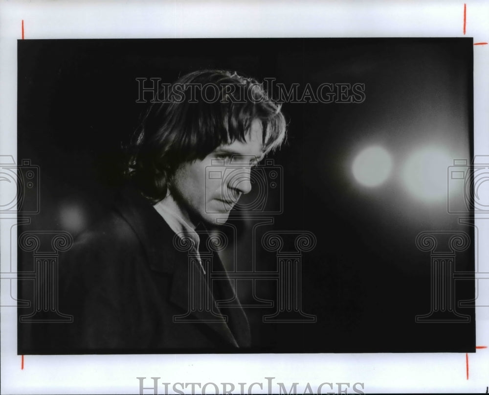 1995 Press Photo The Almeida Theatre Hamlet with Ralph Fiennes. - cvb23063 - Historic Images