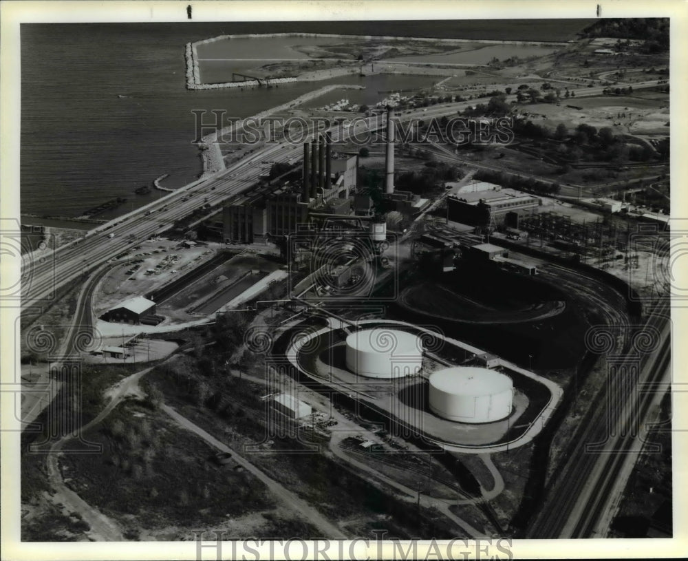 1985 Press Photo Aerial view of Lake Shore Power Plant - cvb23128 - Historic Images
