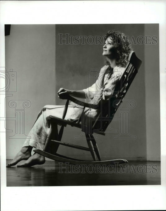 1989 Press Photo Joan Allen in "The Heidi Chronicles" at Plymouth Theater, N.Y. - Historic Images