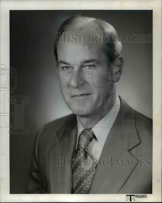 1975, Robert M Rasmussen of Halle Bros - cvb24080 - Historic Images