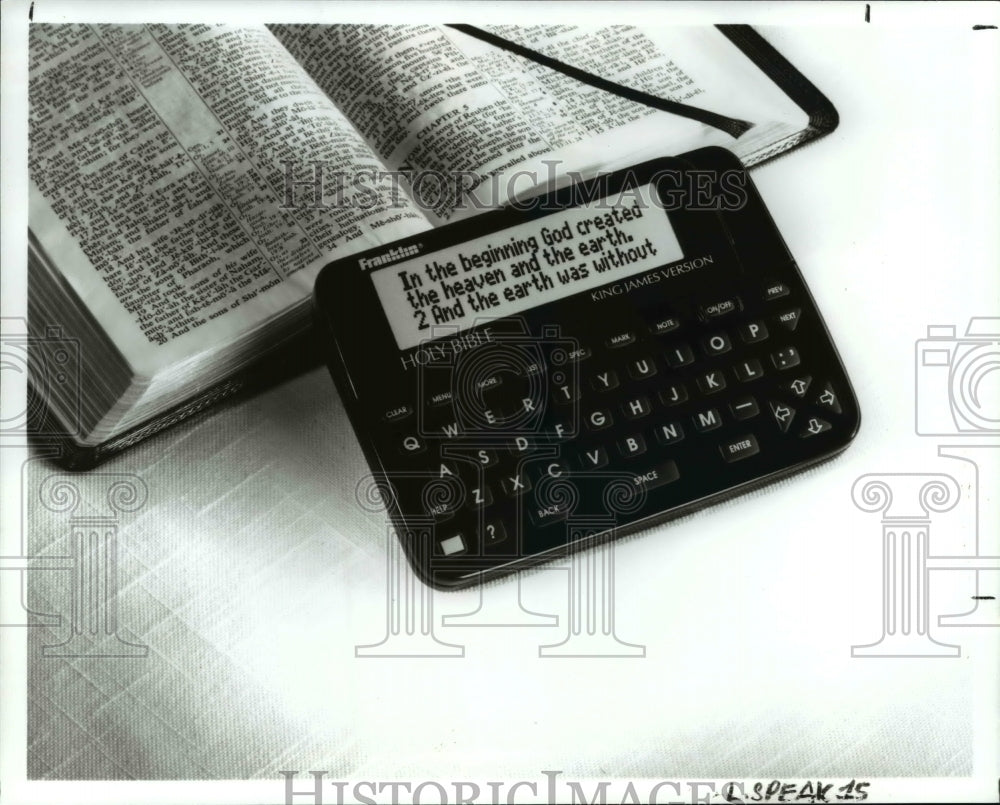 1994 Press Photo Bible - cvb24375 - Historic Images