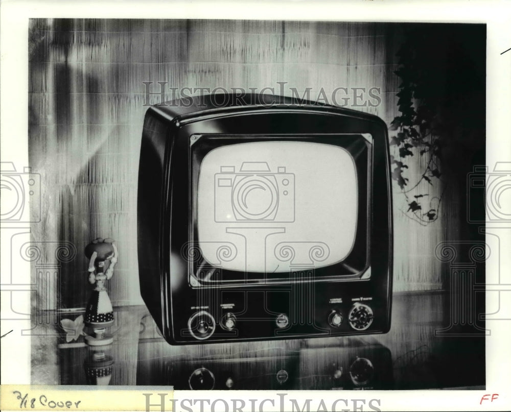 1993 Press Photo Television - cvb24421 - Historic Images