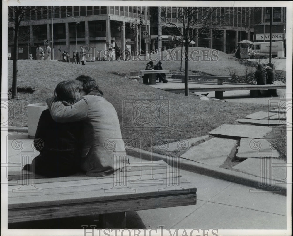 1978 Press Photo Spring-couple in love - cvb24571 - Historic Images