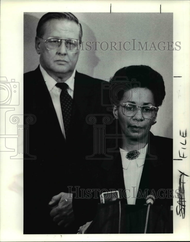 1989 Press Photo Carolyn W. Allen - cvb24735 - Historic Images