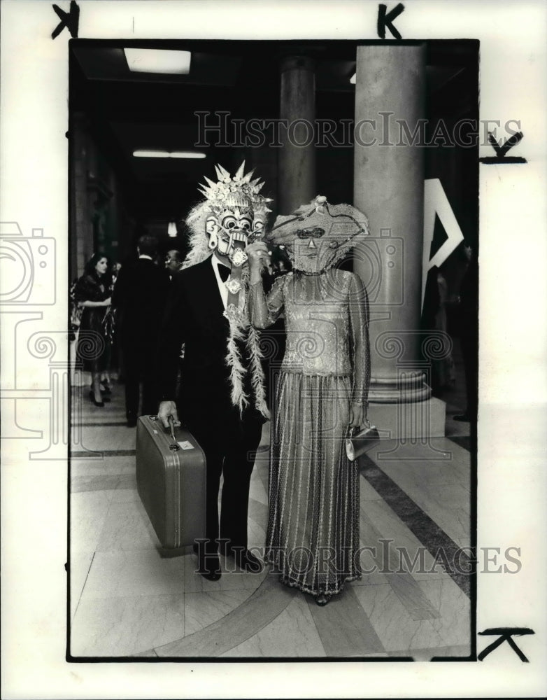 1983 Press Photo A masked ball-Cleveland Opera - cvb24791 - Historic Images