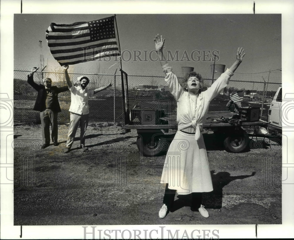 1987 Press Photo Riots and Demonstrations Anti-Nuclear 1987 - cvb24803 - Historic Images