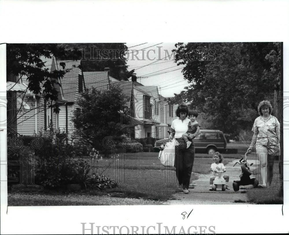 1989 Press Photo Lyndhurst, Ohio - cvb24807 - Historic Images