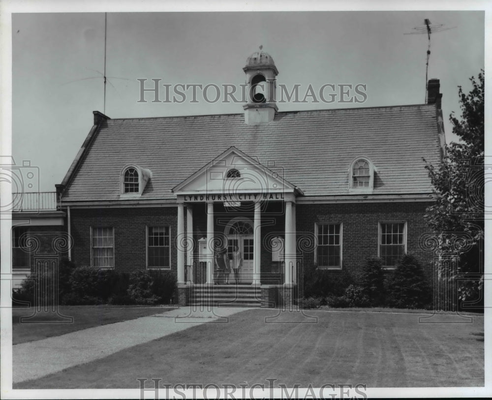 1970, Lyndhurst City Hall - cvb24808 - Historic Images