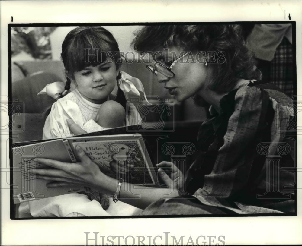 1985 Press Photo English Dannico Inc. - cvb24919 - Historic Images