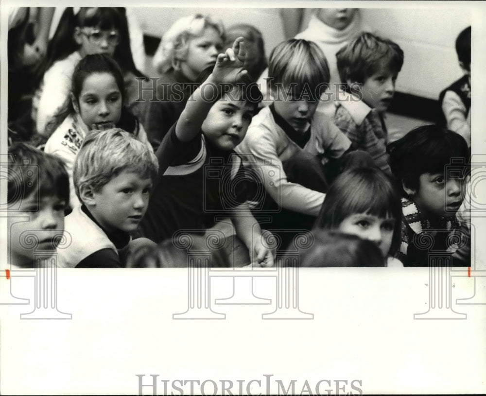 1981 Press Photo Orchard Hollow Elementary School-drug lecture - cvb25138 - Historic Images