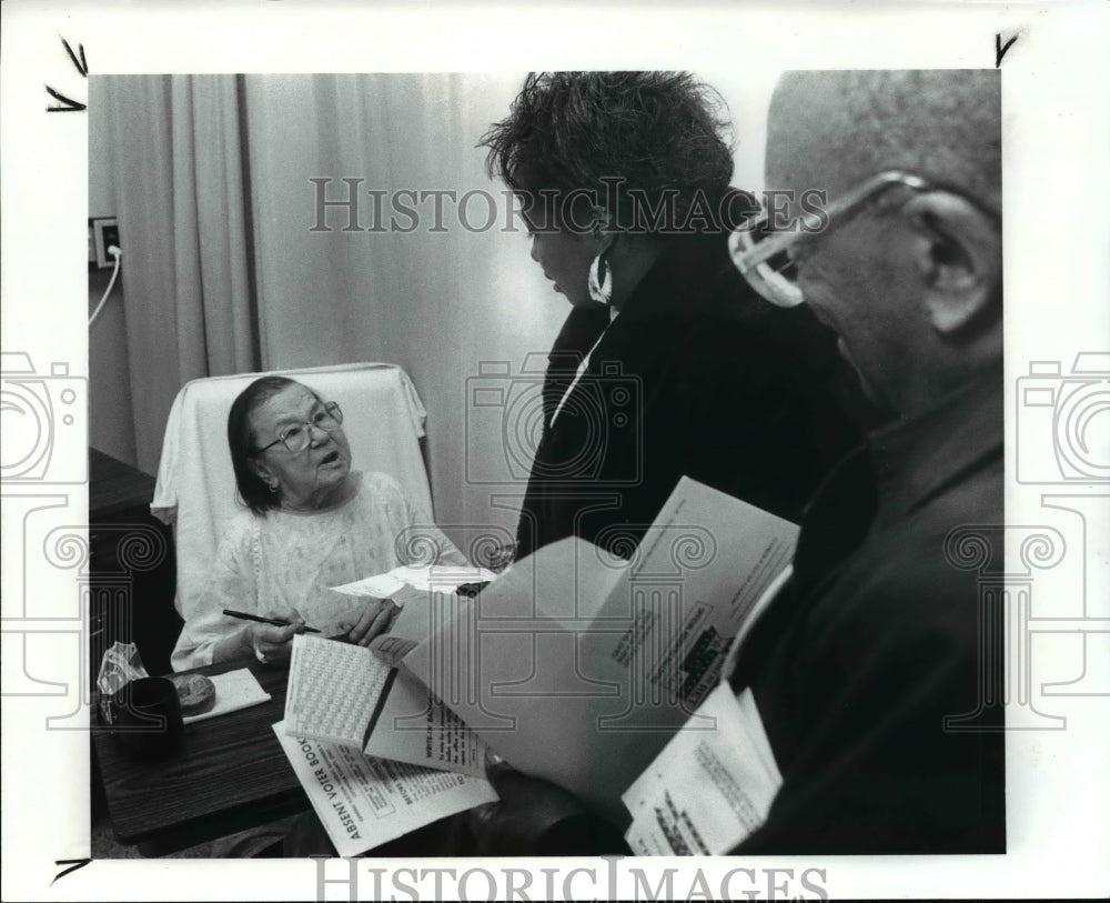 1988 Press Photo Mrs. Mary Udovec-voting in the hospital - cvb25261 - Historic Images