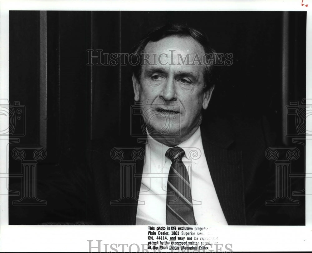 1989 Press Photo William Butler-new president and CEO of the Eaton Corporation - Historic Images