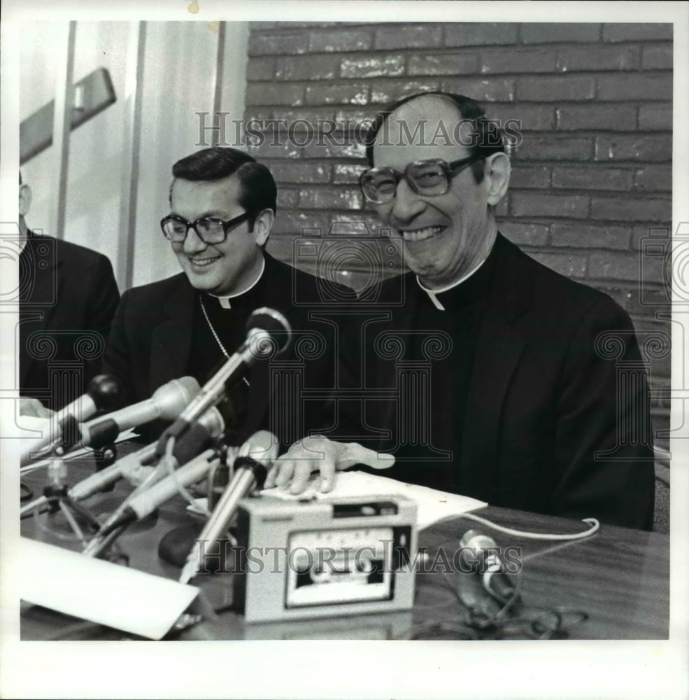 1982 Press Photo Bishop Anthony Pilla &amp; Auxiliary Bishop Elect Edward Pevec - Historic Images