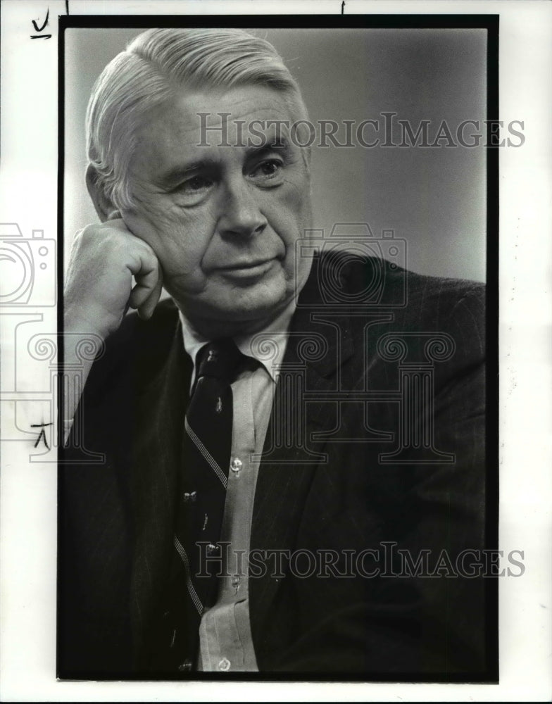 1988 Press Photo Ward Smith, Chairman of NACCO Industries Inc - cvb25404 - Historic Images