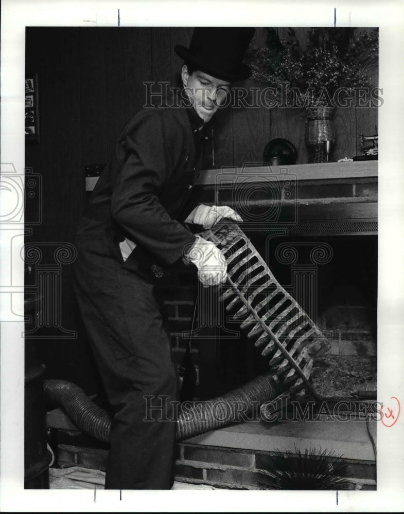 1986, Jim Van Cleef, Chimney sweepers at work - cvb25488 - Historic Images