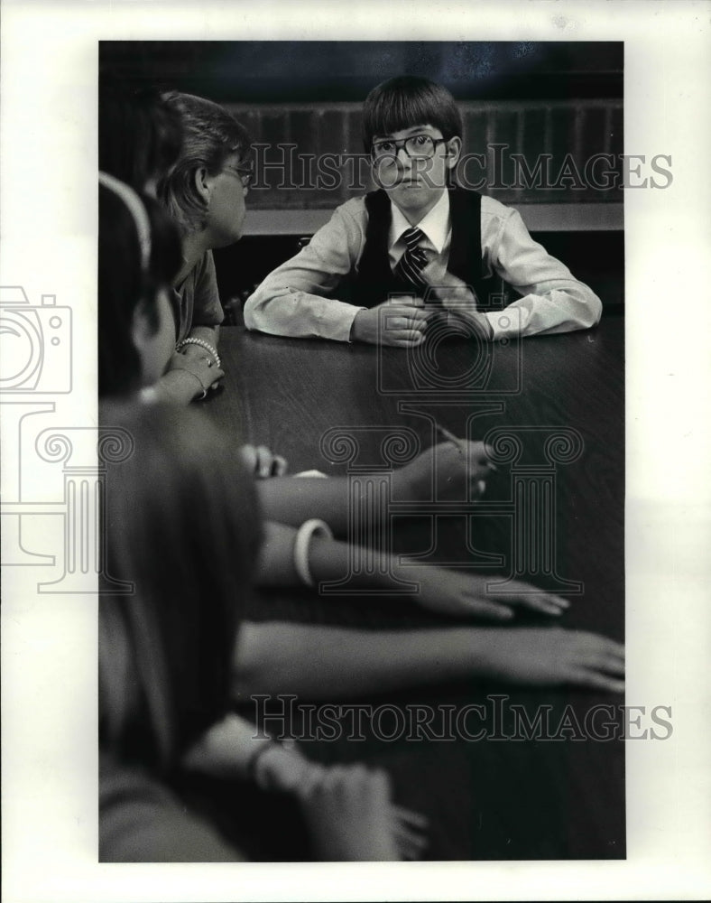 1984 Press Photo Chairman of Board of Mr T pizza operating out of Hudson Jr HS - Historic Images