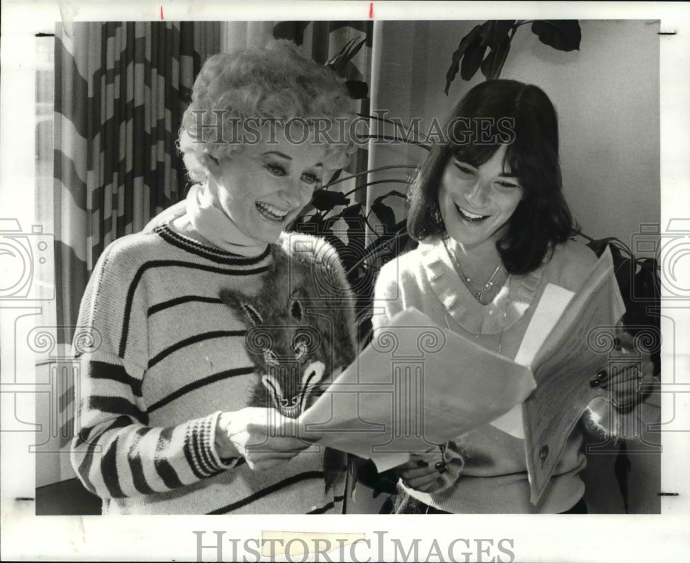 1982 Press Photo Phyllis Diller and Heidi Rotbart - cvb25717 - Historic Images