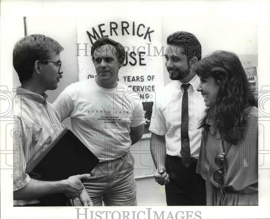 1988, CSU Students present plan for Tremont - cvb25760 - Historic Images