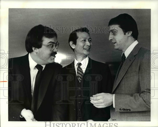 1981 Press Photo Dan Pausek, Ted Tong & Craig Platt small business reps Cleve - Historic Images