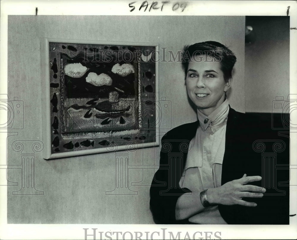 1990 Press Photo Donna Drozda, Art Show at Bonfoeys - cvb25824 - Historic Images