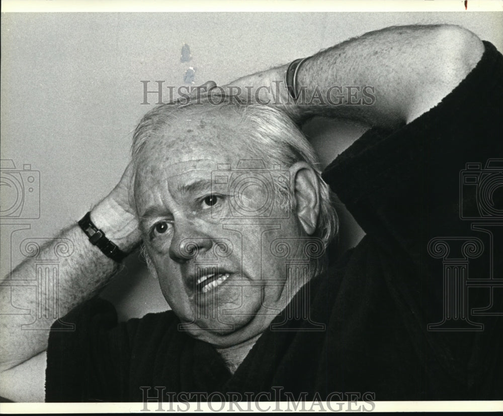 1979 Press Photo Mickey Rooney in his theatre dressing room. - cvb26203 - Historic Images