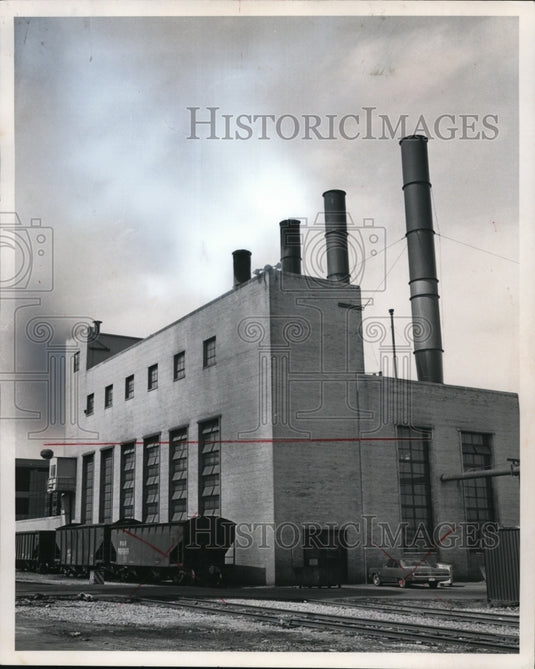 Press Photo Thompson-Ramo-Woolridge plant at 23555 Euclid - cvb26675 - Historic Images