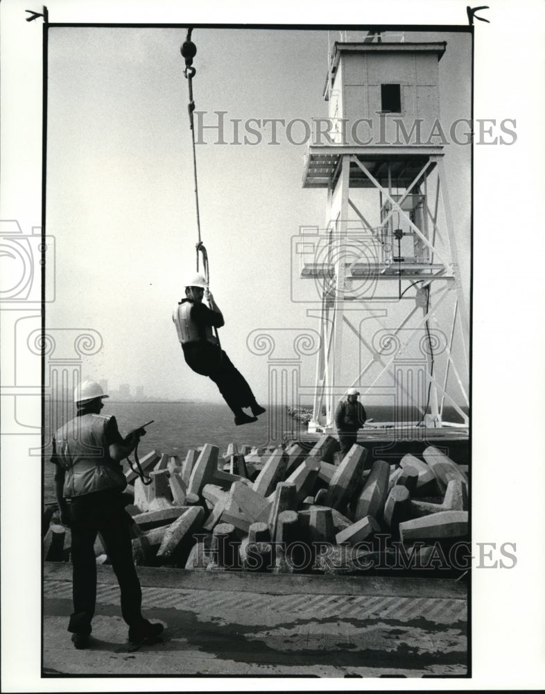 1986 Press Photo Thomas Byers-United States Coast Guard - cvb26705 - Historic Images