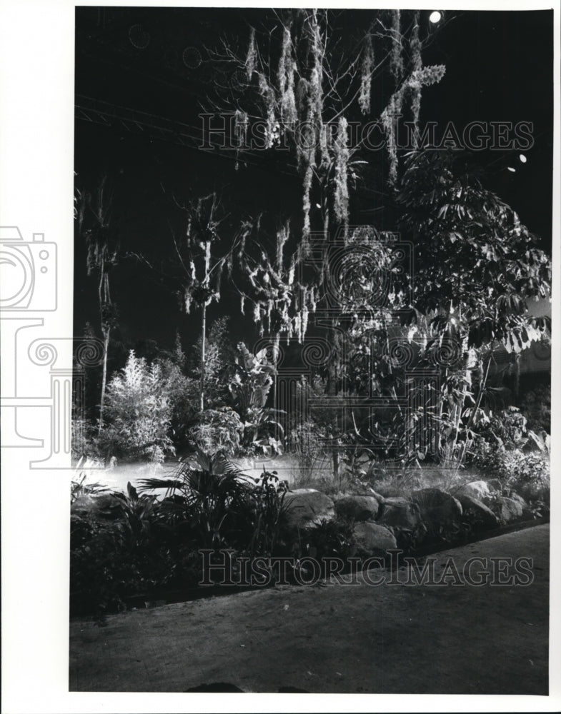 1988 Press Photo Home and Garden Flower Show - cvb27046 - Historic Images