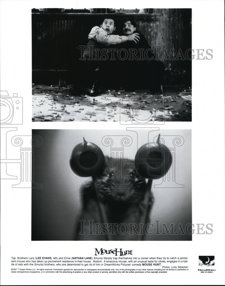 Press Photo Mouse Hunt-lee Evans and Nathan Lee - cvb27169 - Historic Images