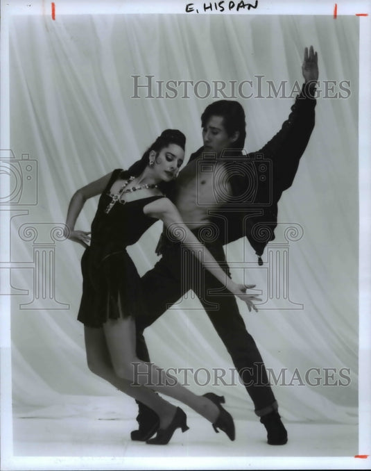 1994, Pedro Ruiz and Nancy Turano - cvb27581 - Historic Images