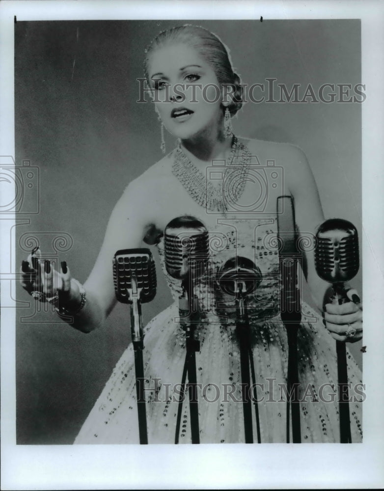 1984 Press Photo Florence Lacey-Musical scene-Evita - cvb27927 - Historic Images