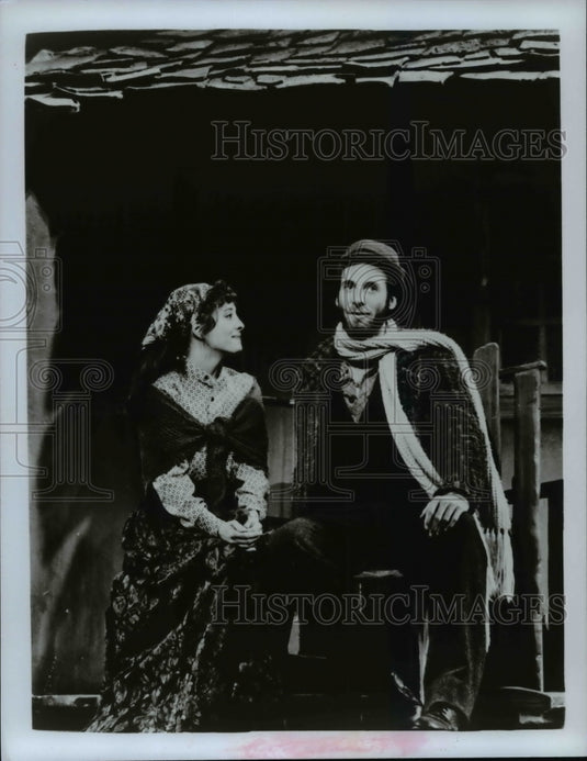 1989 Press Photo Tia Riebling and Gary Schwartz in "FIDDLER ON THE ROOF" - Historic Images