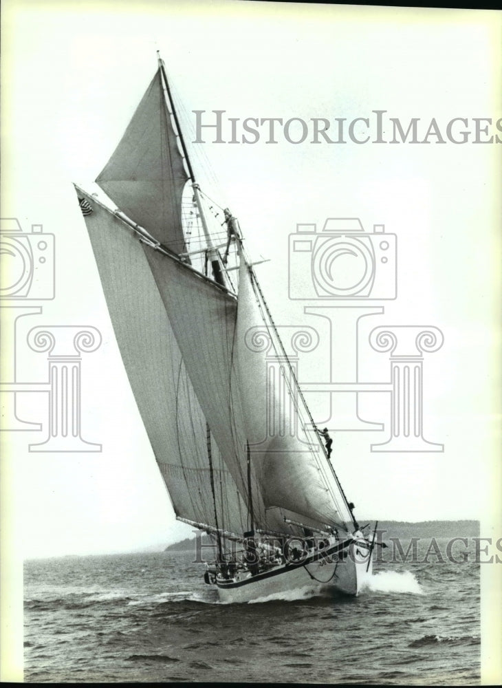 1986 Press Photo Schooners (Tall Ships) - cvb28011 - Historic Images