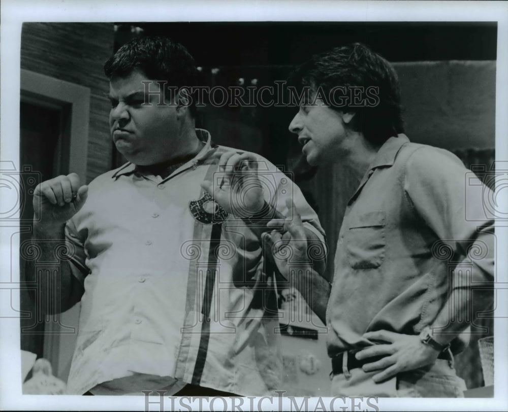 1989 Press Photo Bob Machray &amp; Vasili Bogazianos in The Boys Next Door - Historic Images