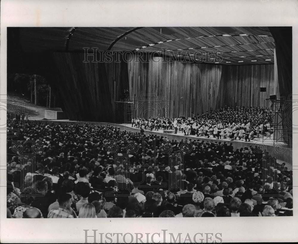 1968 Cleveland Orchestra at the Blossom Music Center-Historic Images