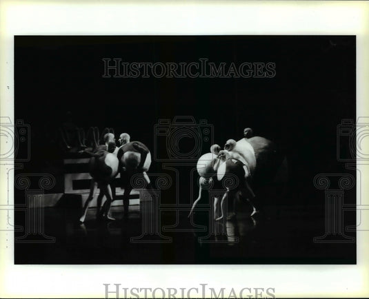 1986 Press Photo Ballet Metropolitan "Around the Corner" - cvb28417 - Historic Images