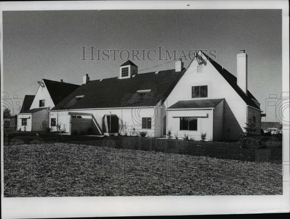 1978,: Condo - Crystal Cove Vermilion - cvb28785 - Historic Images