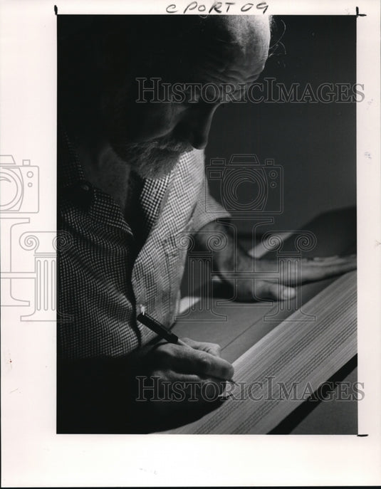 1991, David J. Fitzpatrick and Elegant Calligraphy - cvb29034 - Historic Images