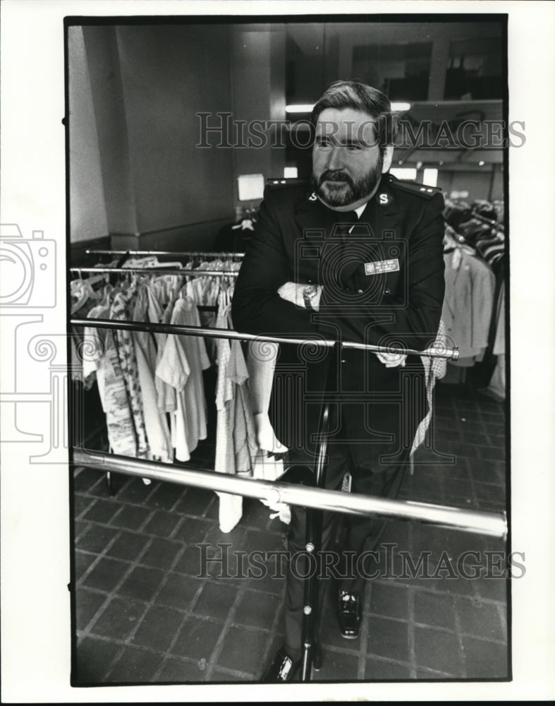 1981 Press Photo Capt Joe White at Salvation Army Thrift Store - cvb29163 - Historic Images