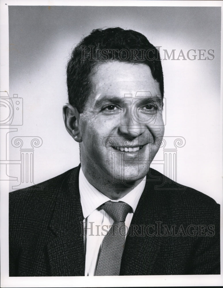 1963, Pianist Claude Frank, playing w/ Cleveland Orchestra - Historic Images