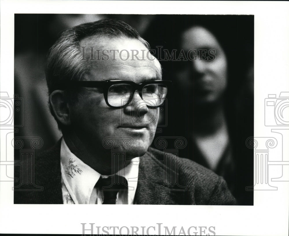 1986 Press Photo Bernard Oneil - cvb29750 - Historic Images