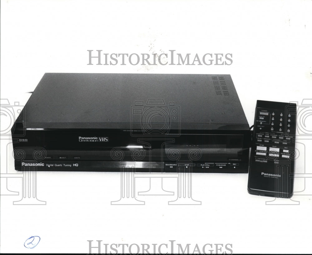 1989 Press Photo Panasonic Digital Quartz Model PV 2820 VCR with Remote - Historic Images